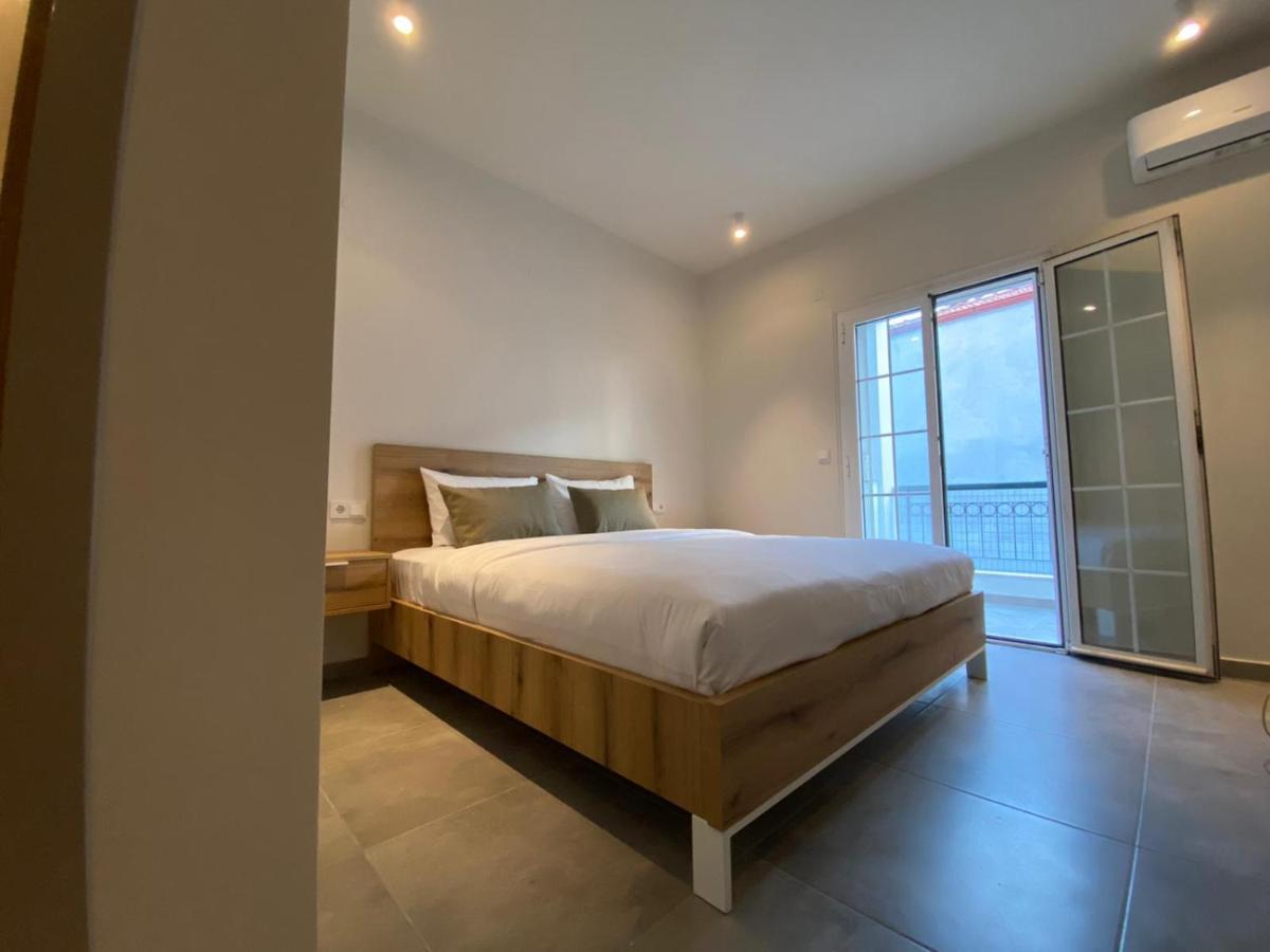Villa Eleni Greece - Wonderful Sea View Studios Nea Roda Bagian luar foto