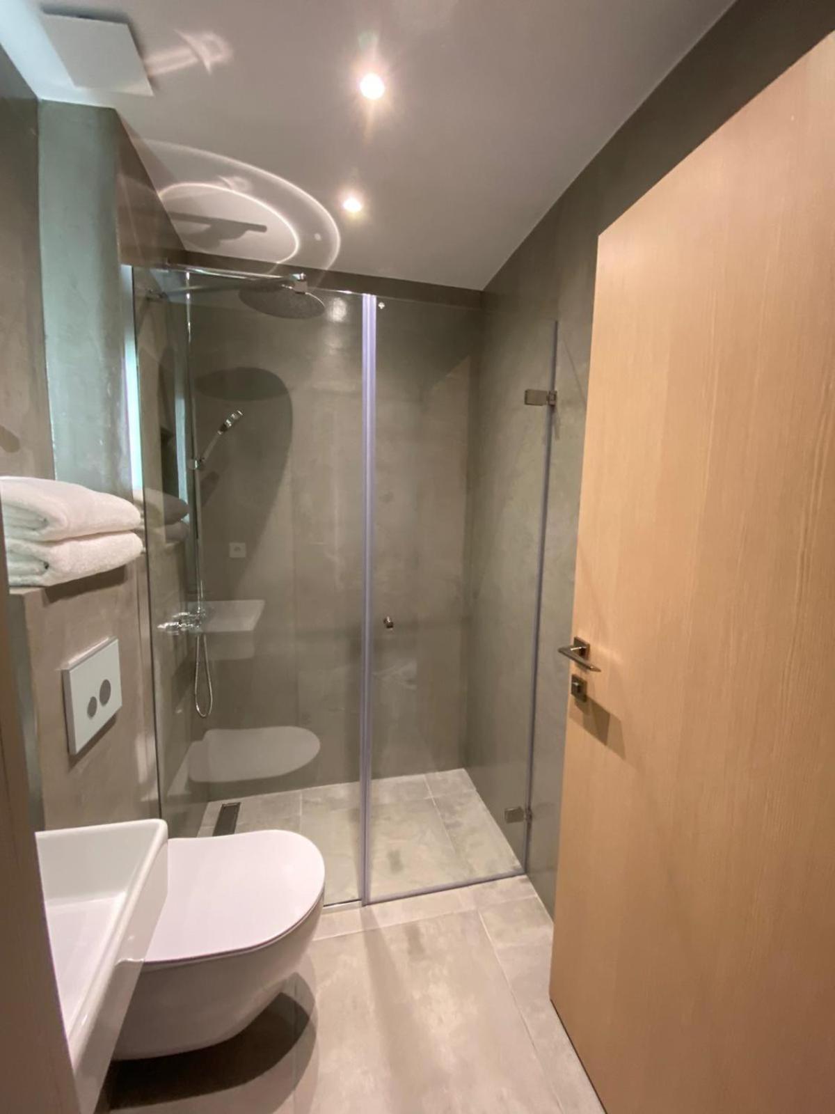 Villa Eleni Greece - Wonderful Sea View Studios Nea Roda Bagian luar foto