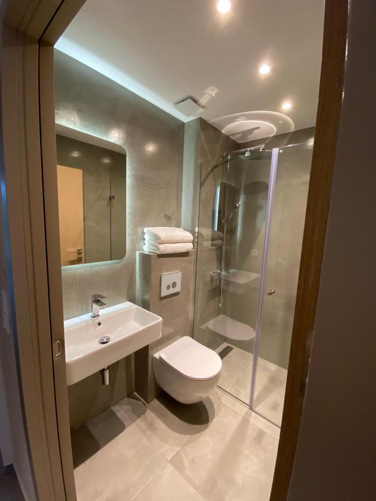 Villa Eleni Greece - Wonderful Sea View Studios Nea Roda Bagian luar foto